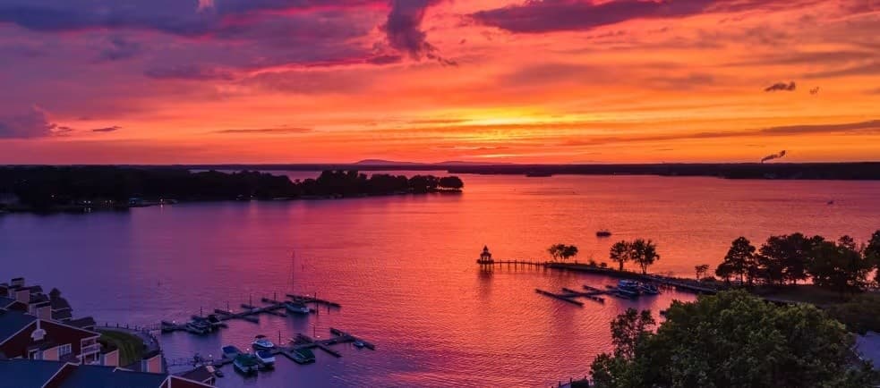 Six-Minute Helicopter Over Lake Norman: Quick Aerial Tour from Cincinnati