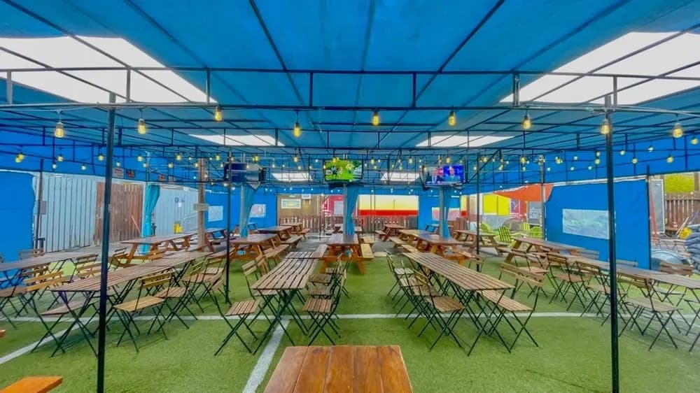 The Bloom Room: Urban Greenhouse Venue for Events