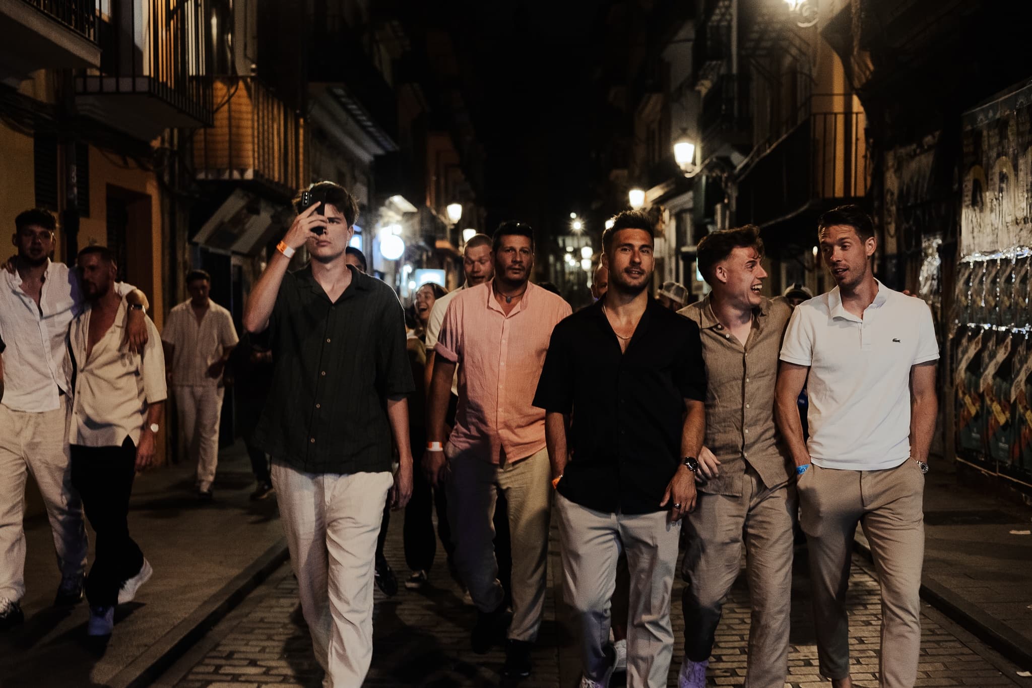 Nightlife Pub Crawl with Tour Me Out in Barcelona photo 1