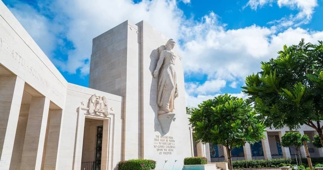 Historical Water Activities at Pearl Harbor with Big Island Tours