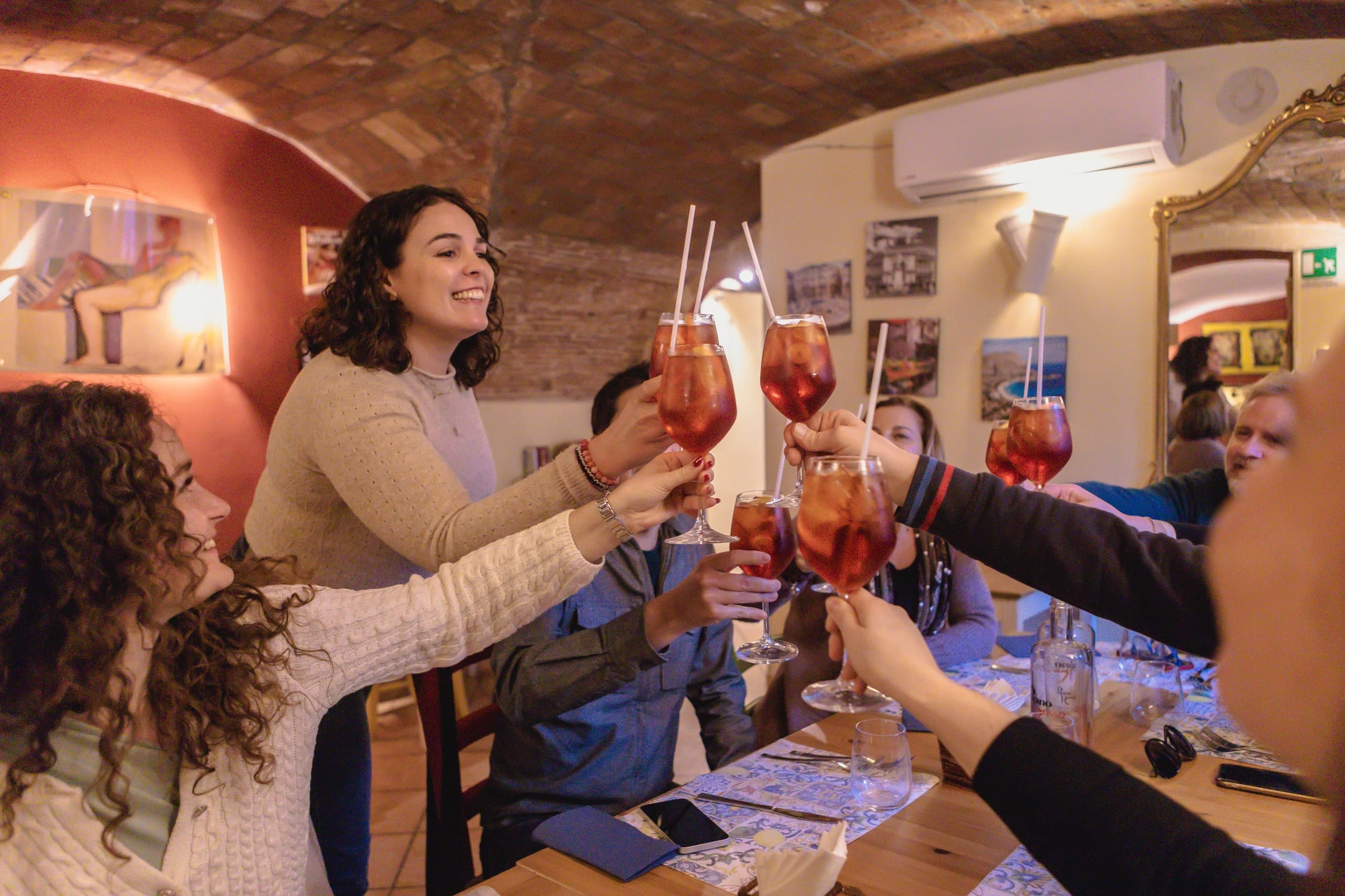 Palermo Evening Food & Wine Tour: La Kalsa, Pizza Lesson & Cannoli photo 1