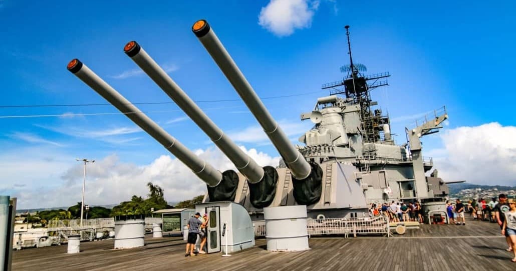 Historic Warship & Memorial Tour with Pearl Harbor from Kaua'i