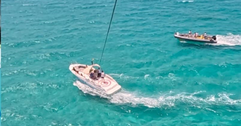 Soar Over Mallorca: Parasailing in Arenal, Magaluf photo 3
