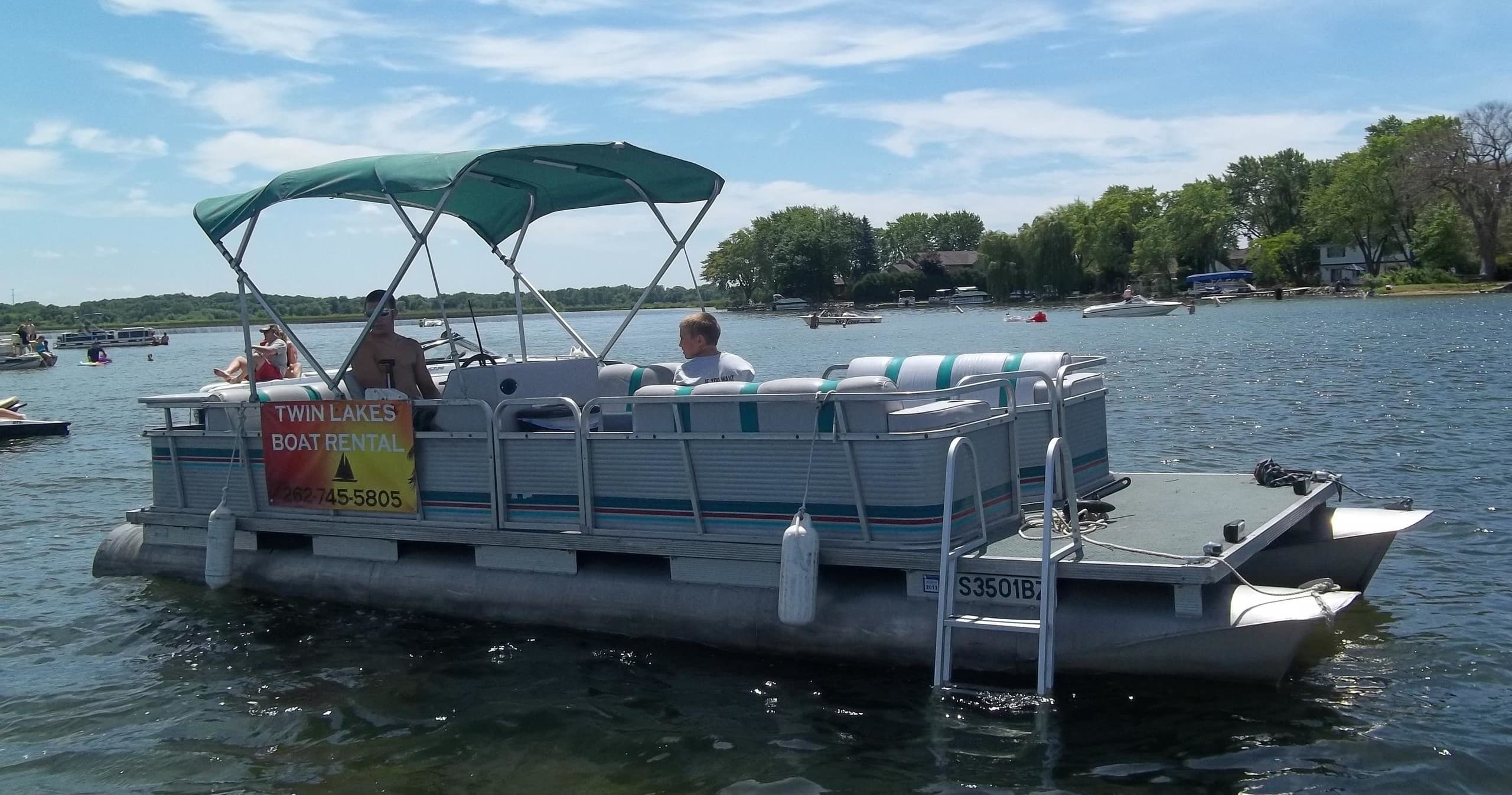 Full Day Boat Rental on Lake Elizabeth, Twin Lakes WI