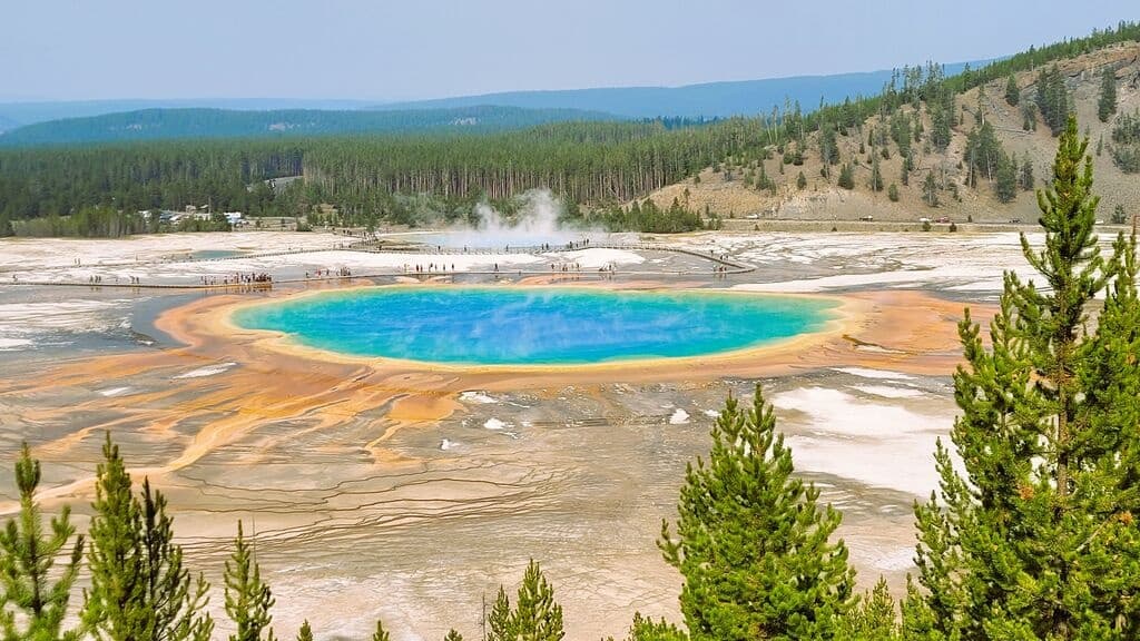Yellowstone Private Tour