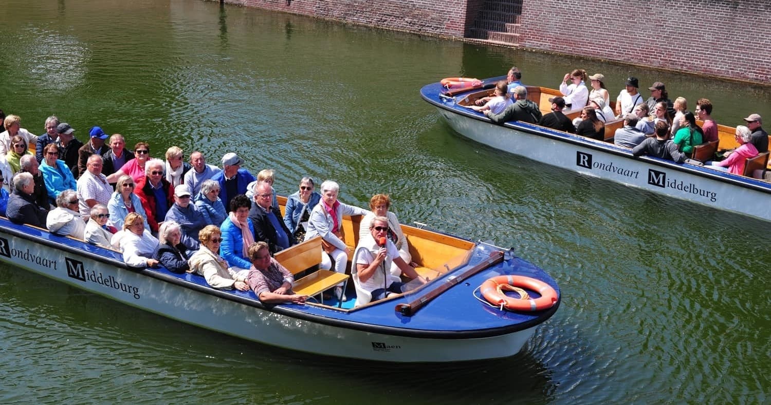 Privé Rondvaartboot in Middelburg: Waterway Tour with Rondvaart Middelburg