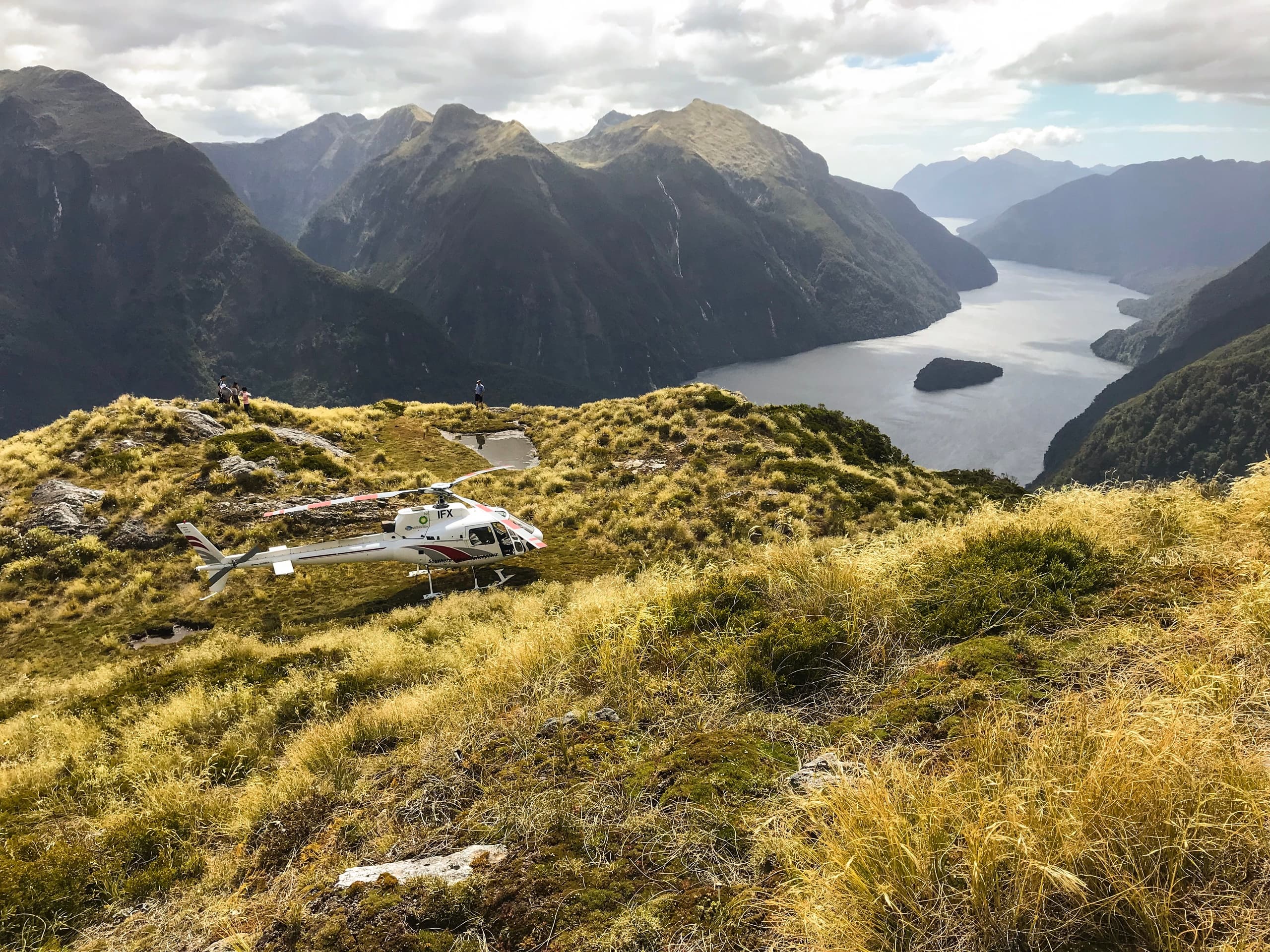 Dusky Doubtful Sound Flights with Southern Lakes Helicopters