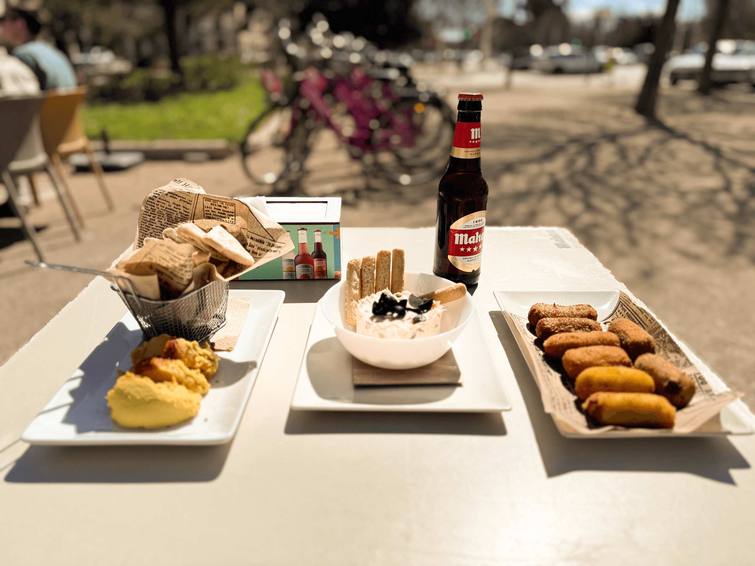 Cultural & Food Bike Adventure with DOYOUBIKE Rental in Valencia