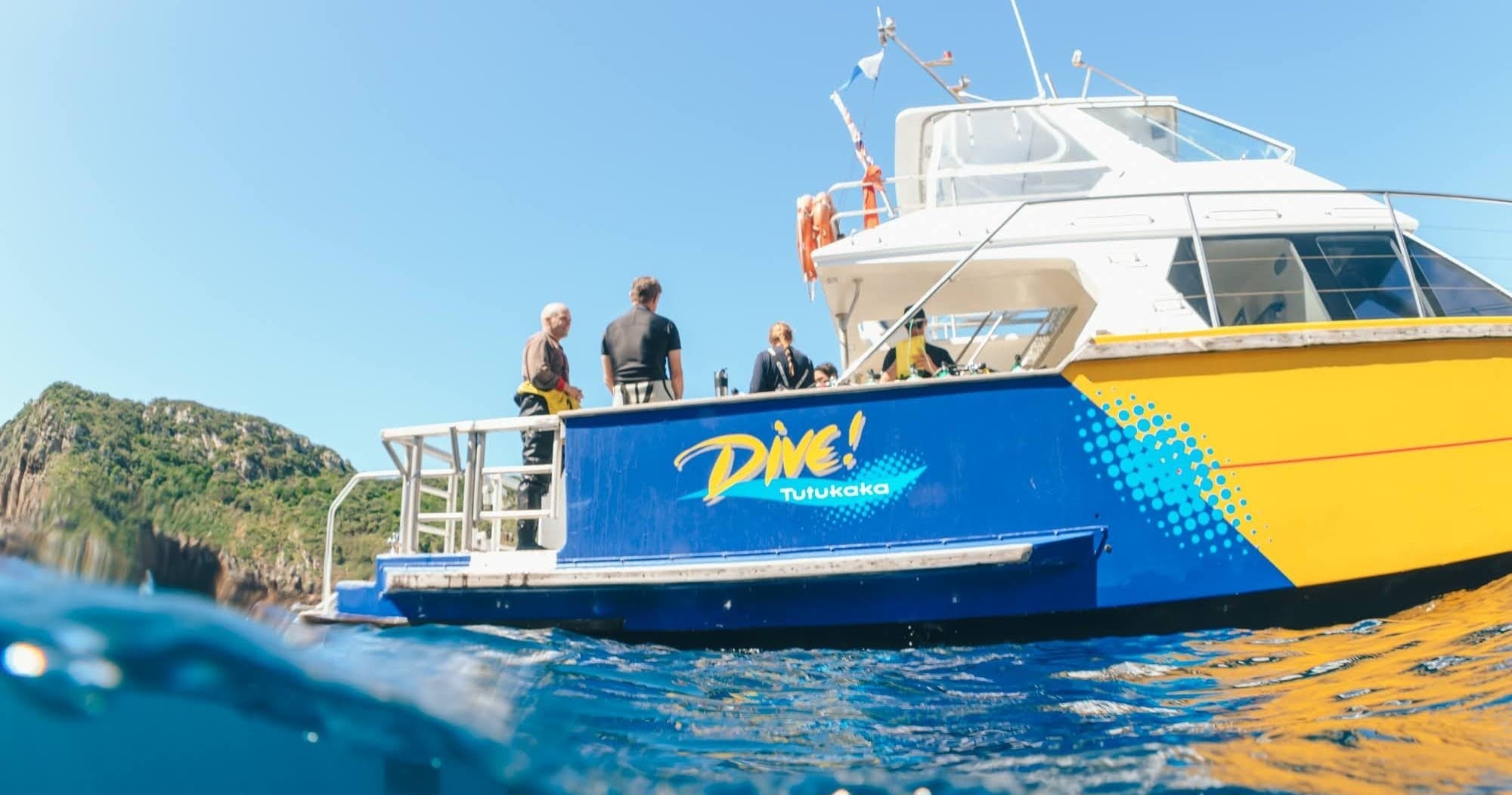 Poor Knights Islands Diving: Two Dives Through Volcanic Arches, Caves & Kelp Gardens photo 4