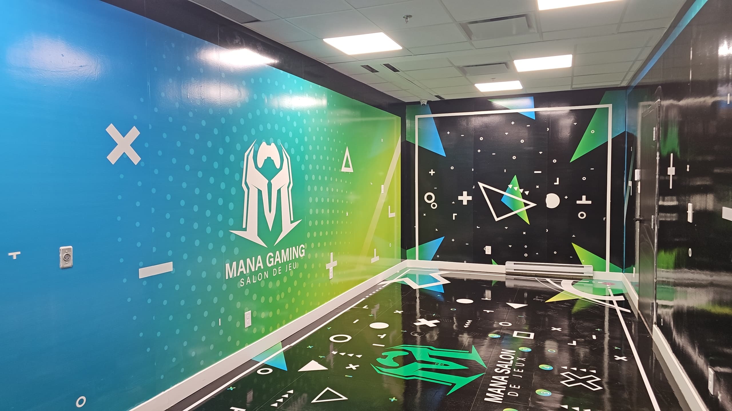 Virtual Reality Adventure at Mana Gaming Salon de Jeux