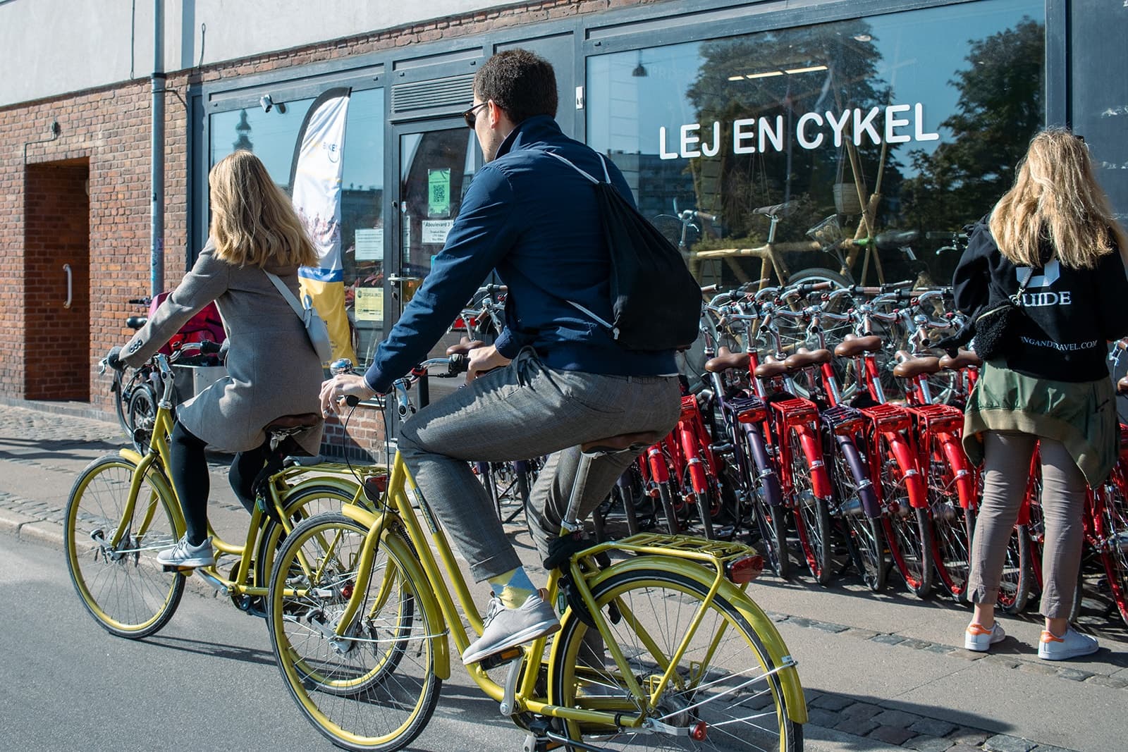 Student Bike Tour with Tropical Bikes in København