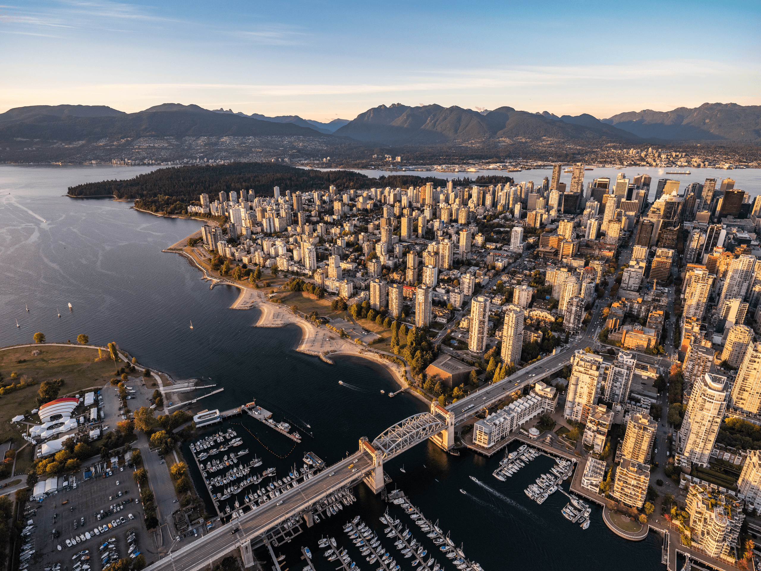 DCSA Vancouver Multi-day Sightseeing Tour in British Columbia