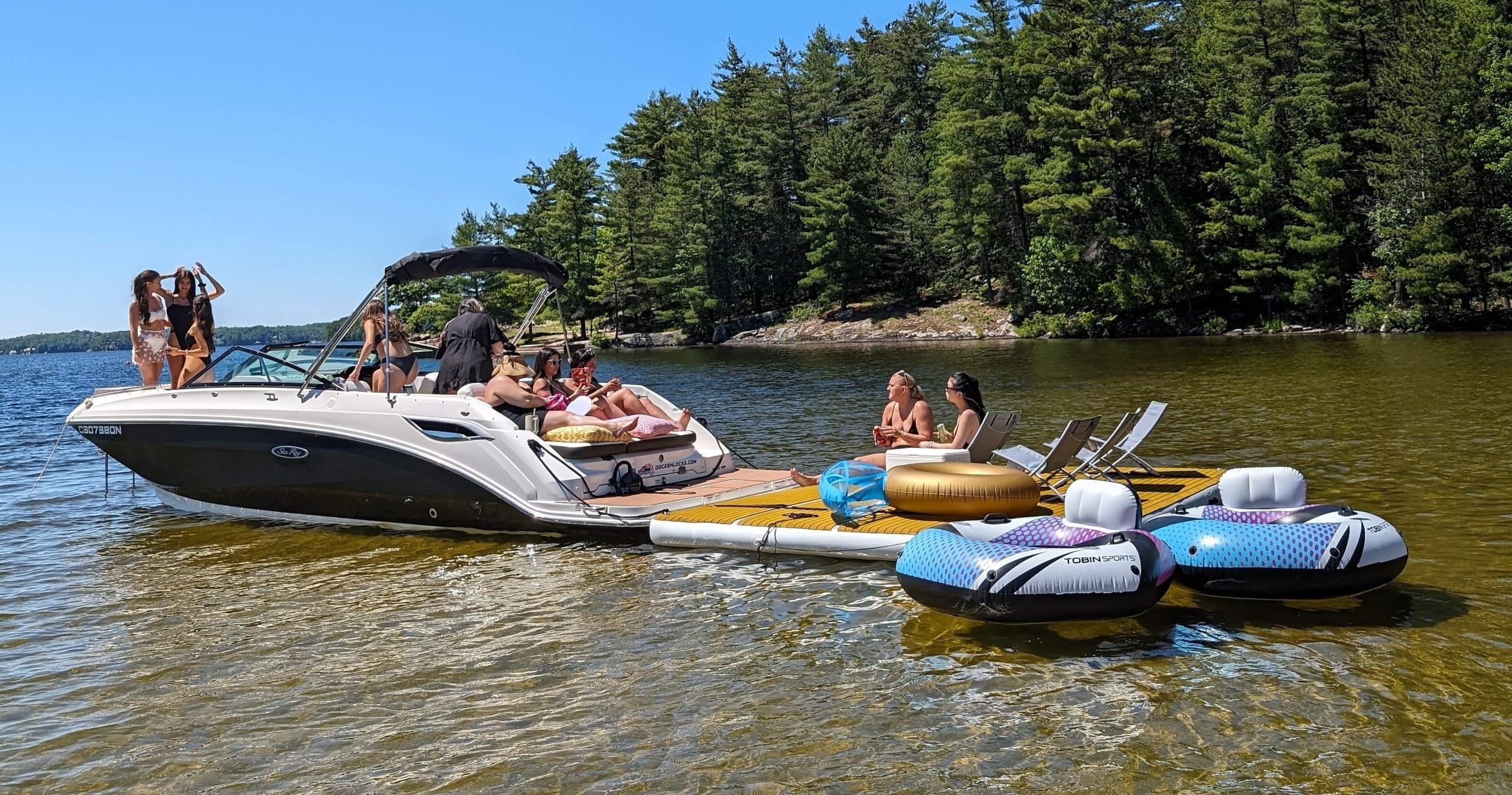 Luxury Private Boat Charter on Lake Simcoe by Docks n Locks