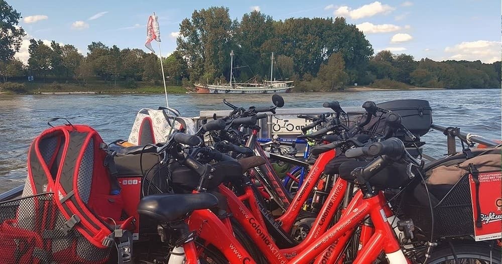 Colonia Aktiv's Rhine River Bike Tour in Köln