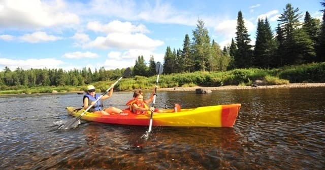 Kayaking Adventure at Chalets Villégiature & Pourvoirie Daaquam
