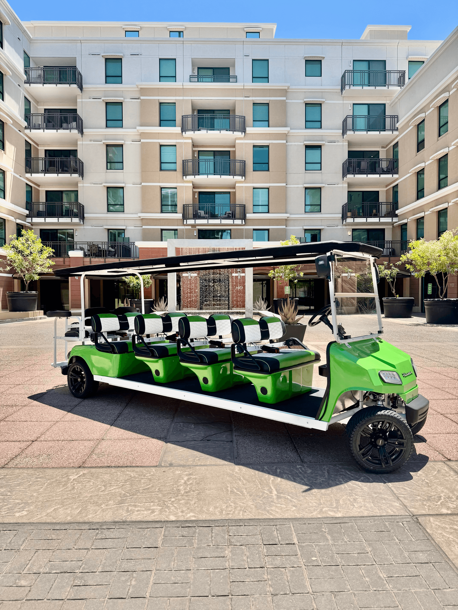 1.5 Hour Stretch Limo Golf Cart Tour -  Old Town Scottsdale Exploration