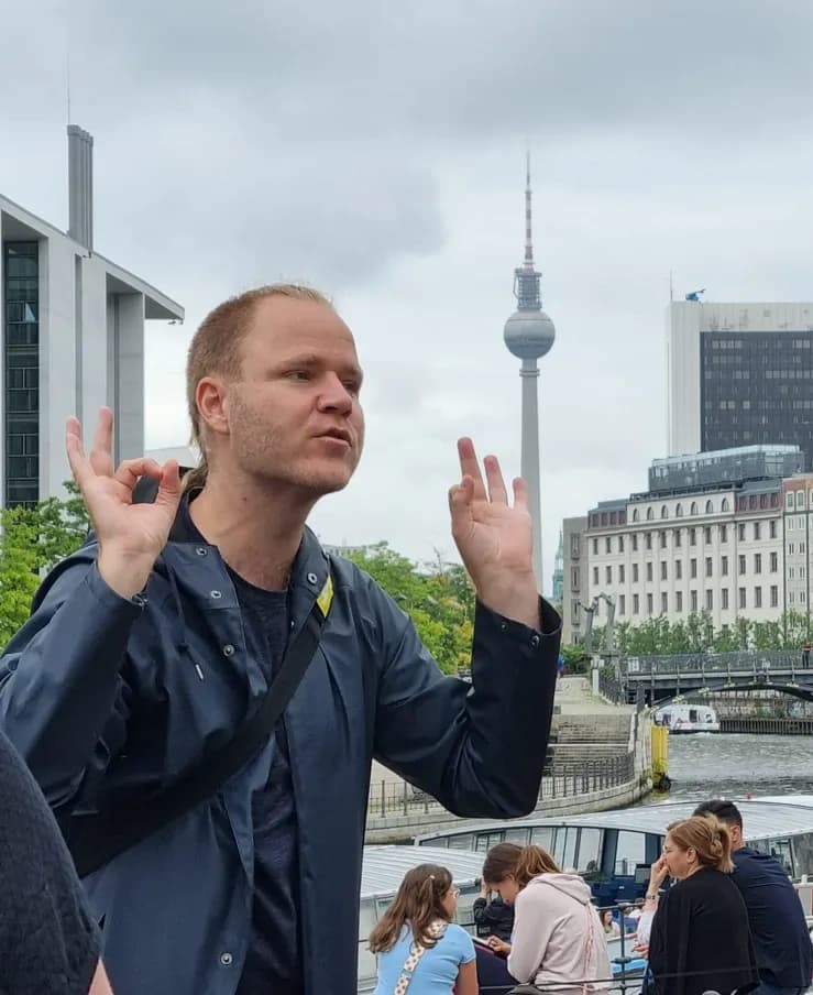Berlin Highlights Walking Tour — 3-Hour History and Sights photo 2