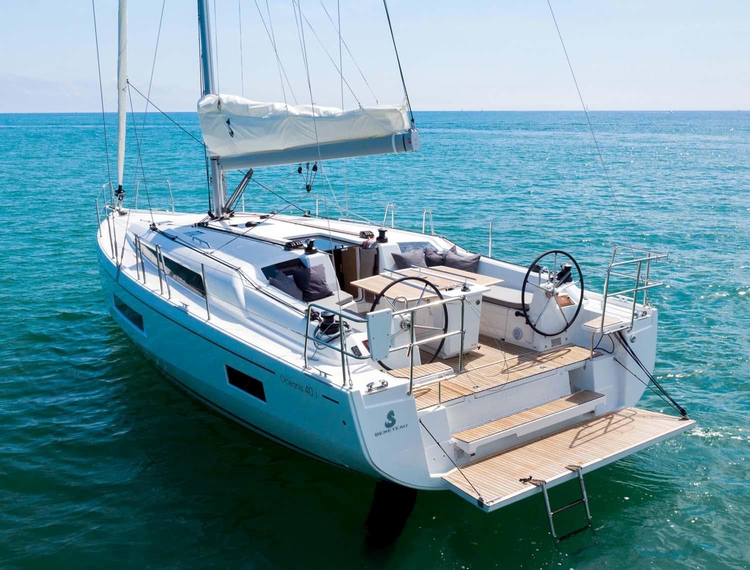Sail the Beneteau Oceanis from Lagos: Cove Explorations & Algarve Cliffs