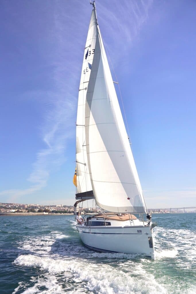 Celebrate New Year´s Eve on a Scenic Tagus River Sailboat Cruise in Lisbon