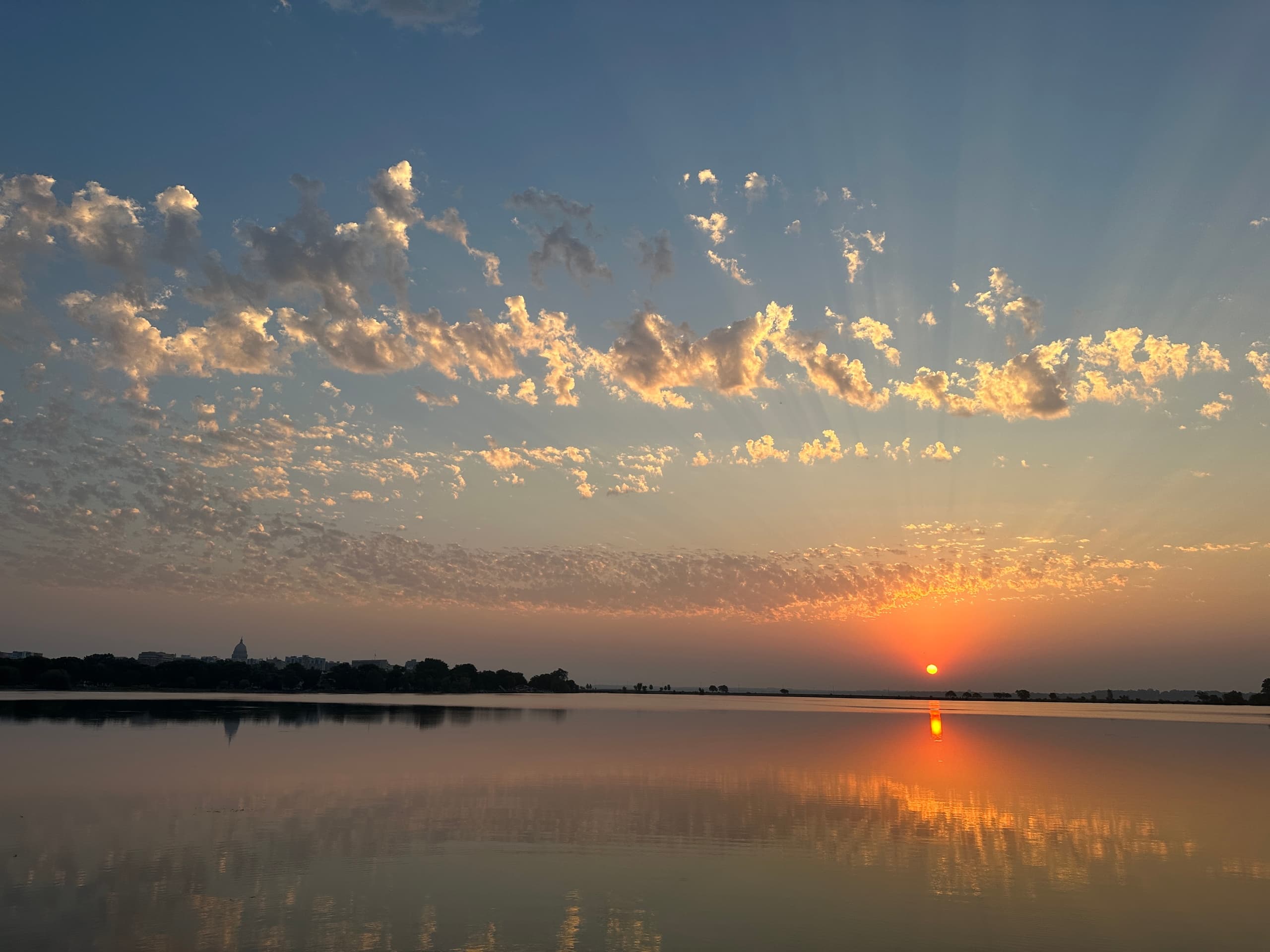 Mindfulness & Paddle Sessions on Lake Wingra in Wisconsin