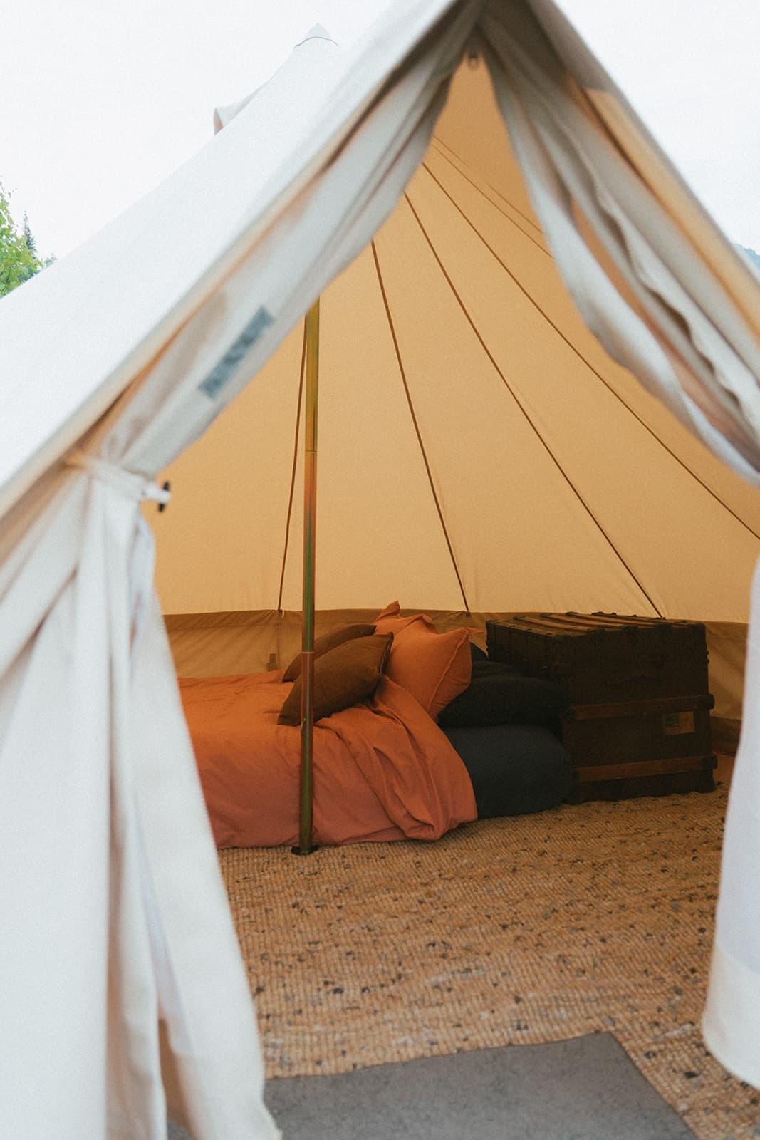 Glamping in Alaska: Alaskan Glamping’s Wilderness Retreat