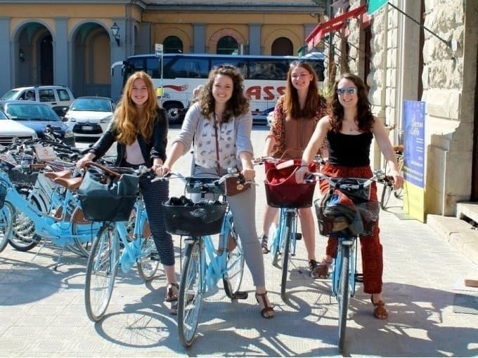 Cycling Adventure in Lucca: Private Bike Tour of Historic Walls and City