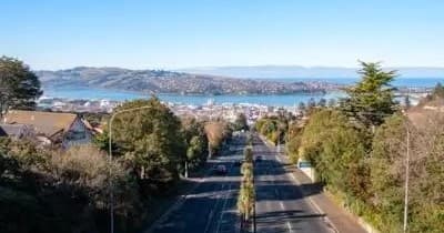 Land Adventures in Dunedin with Rams Bottom Tours