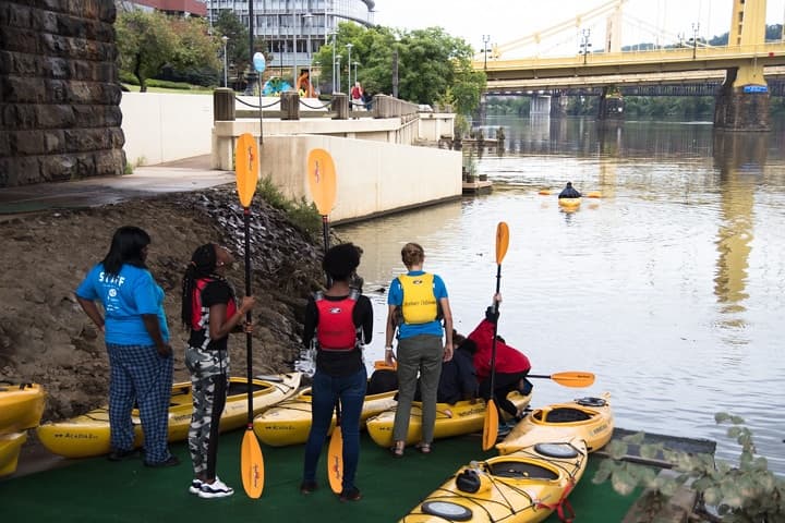 Kayaking Ease with Venture Outdoors in Pittsburgh