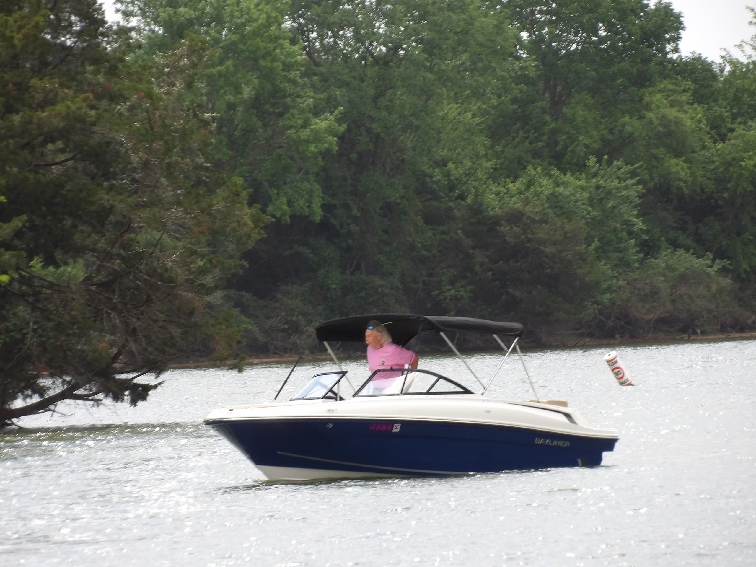 Pilot a 19' Bayliner on Lake Conroe: Self-Captained Boat Rental in Montgomery, TX photo 1