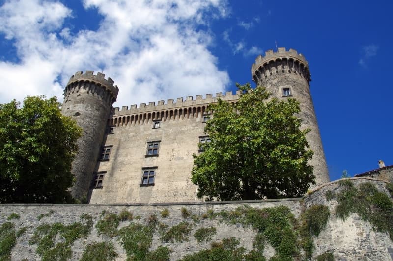 Outdoor Adventures with Discovery Guided Tours at Lake Bracciano