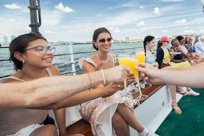 Morning Mimosa Cruise: Sunrise Bay Cruise Around Shell Island & Andrews State Park (Panama City, FL)