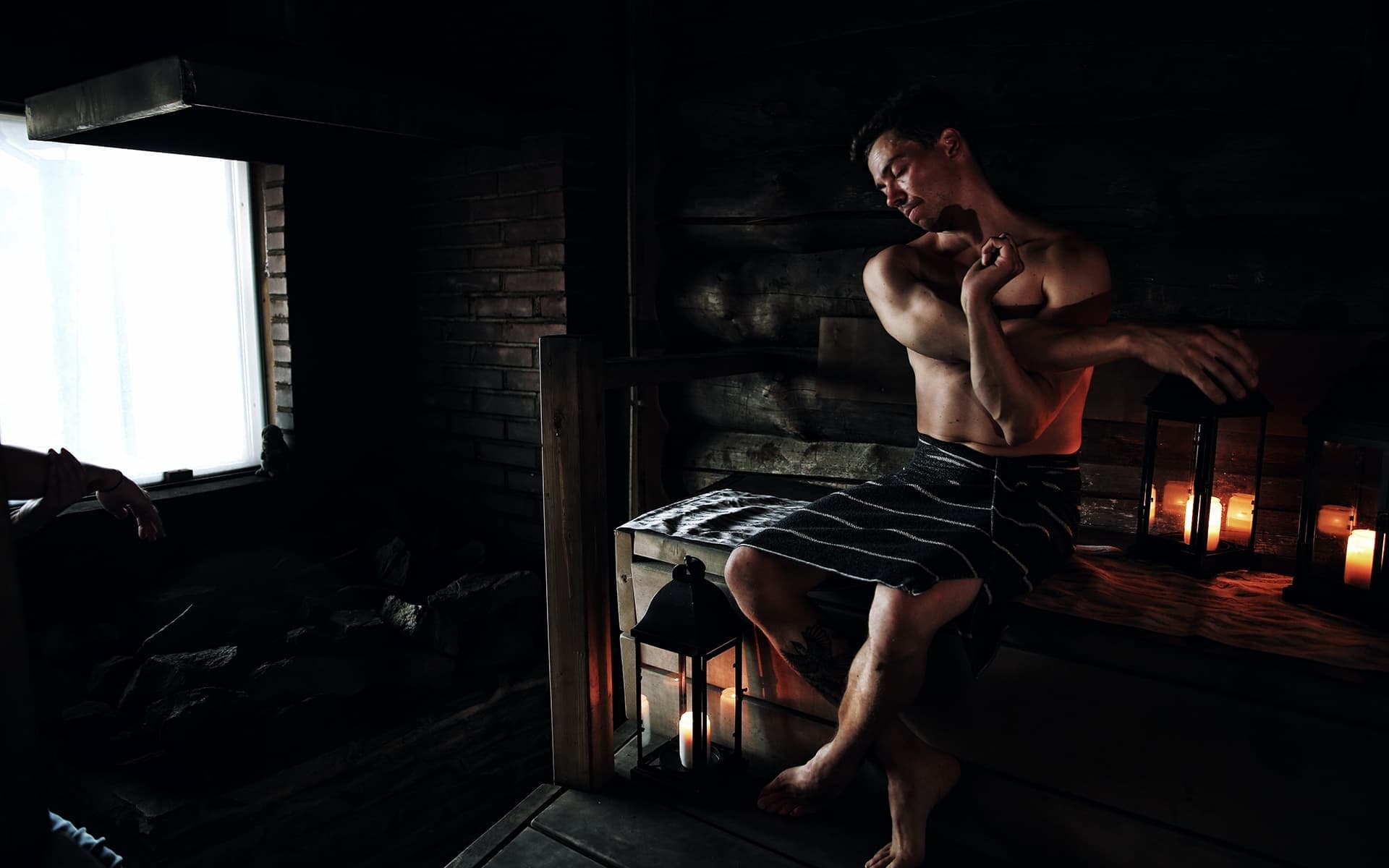 Land-Adventures: Sauna Hike at Salonki Travels