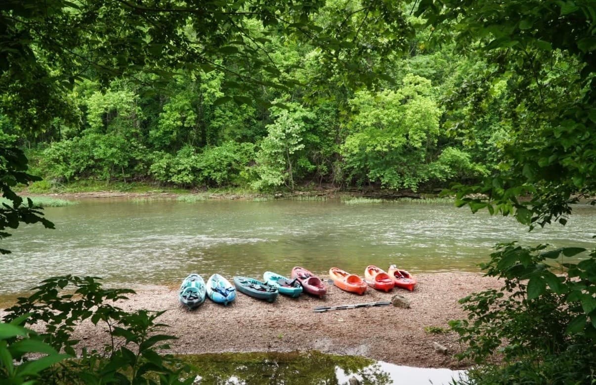 Jamesville Bridge 3.5-Mile James River Float — Family-Friendly Raft, Tube & Kayak Rentals