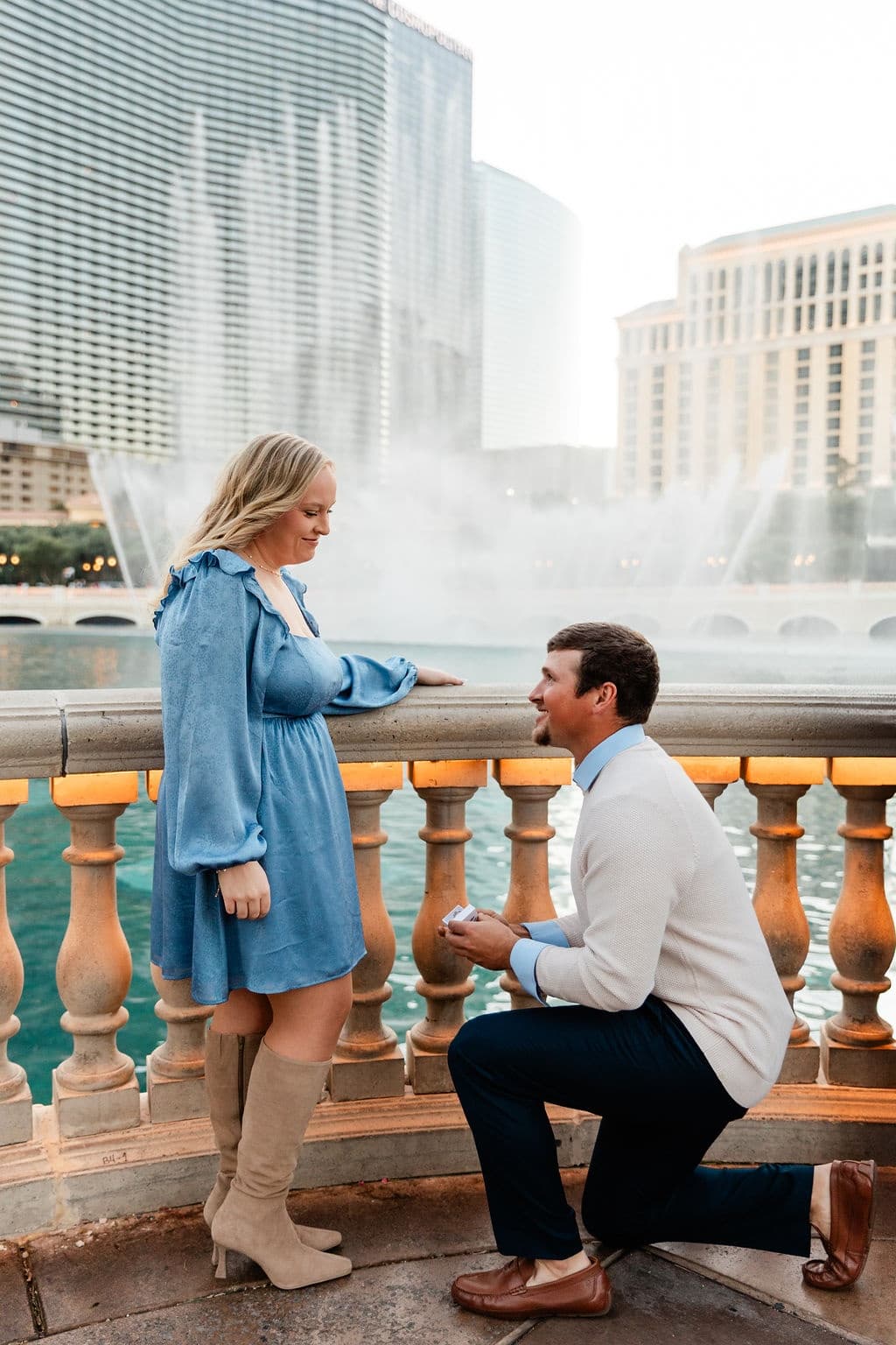 Bellagio Fountains Proposal: Surprise Photoshoot on the Las Vegas Strip