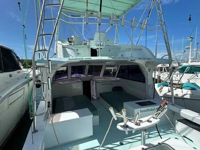 Key Colony Beach Offshore Wreck & Reef Fishing with 39-Footer Charters photo 4