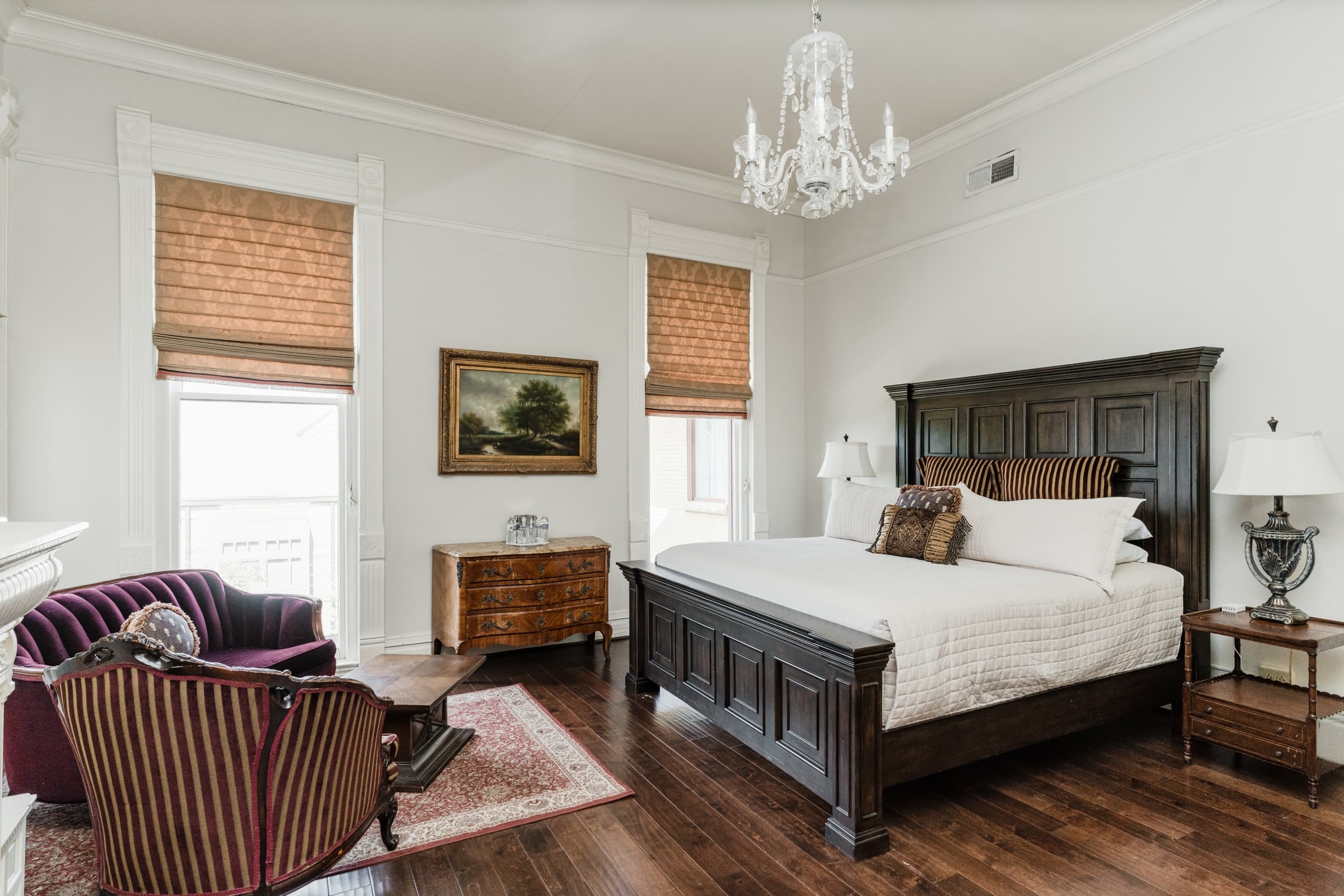 Luxury Honeymoon Stay at The Mayor's Mansion Inn in Chattanooga