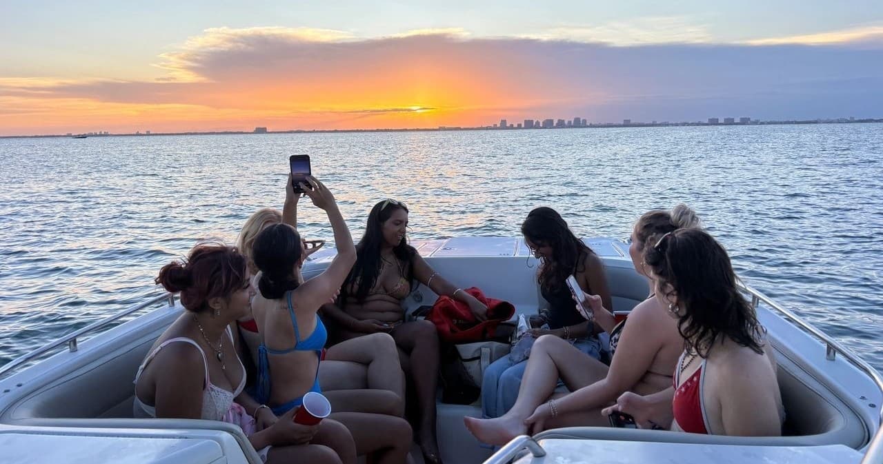 Sunset Cruise on Biscayne Bay: Miami’s Ultimate Private Boat Experience