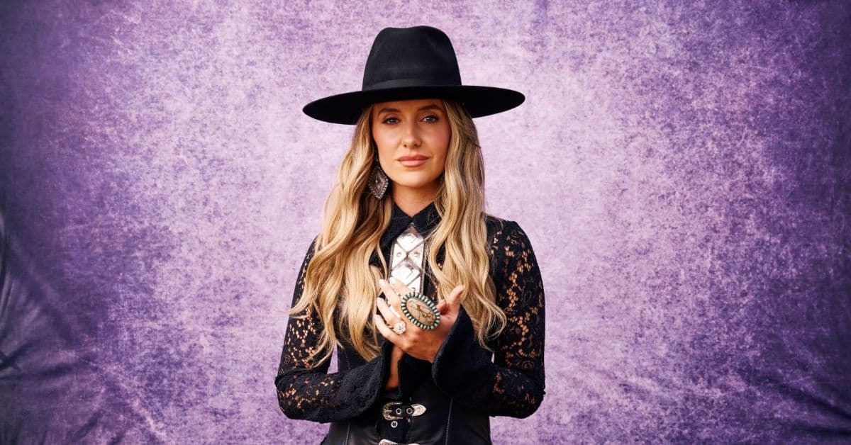 Lainey Wilson at the Iowa State Fair: Bus Trips from Dubuque, Anamosa & Cedar Rapids