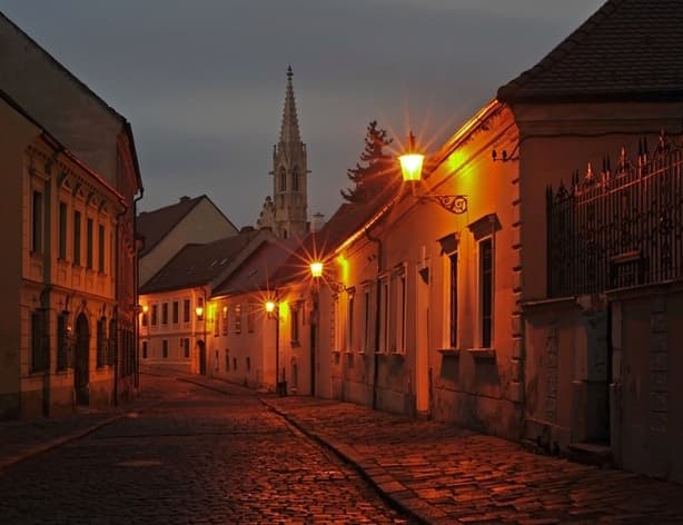 Spooky Bratislava Tour: Walkative!'s Haunting City Walk