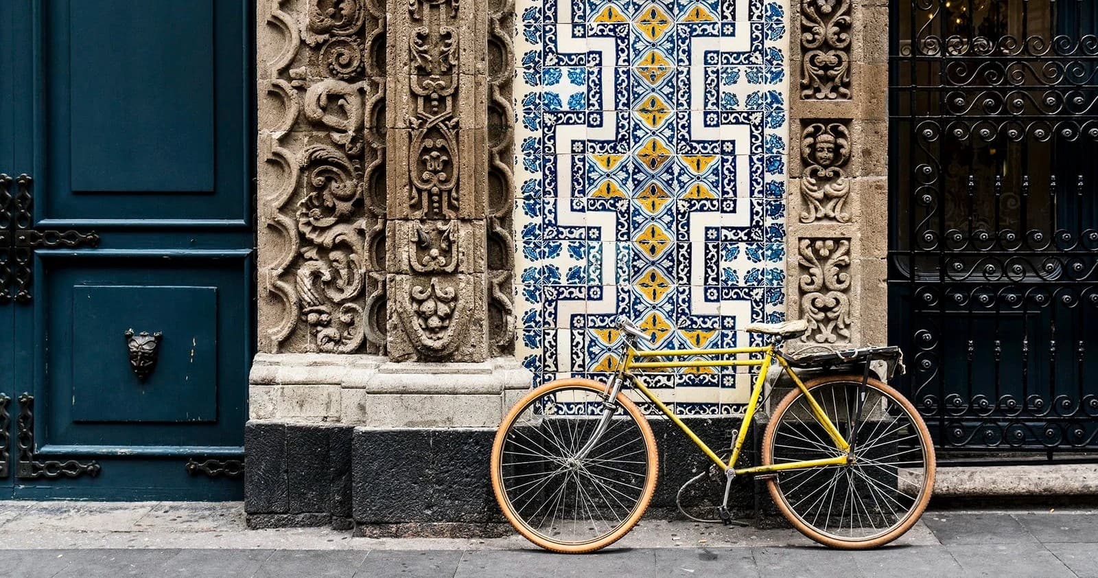 Urban Art & Culture in Mexico City with Private Mural Tour