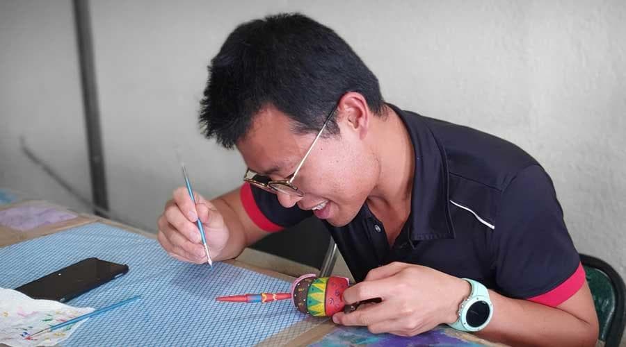 Discover Oaxaca’s Vibrant Alebrije Art: Paint Your Own Magical Figure
