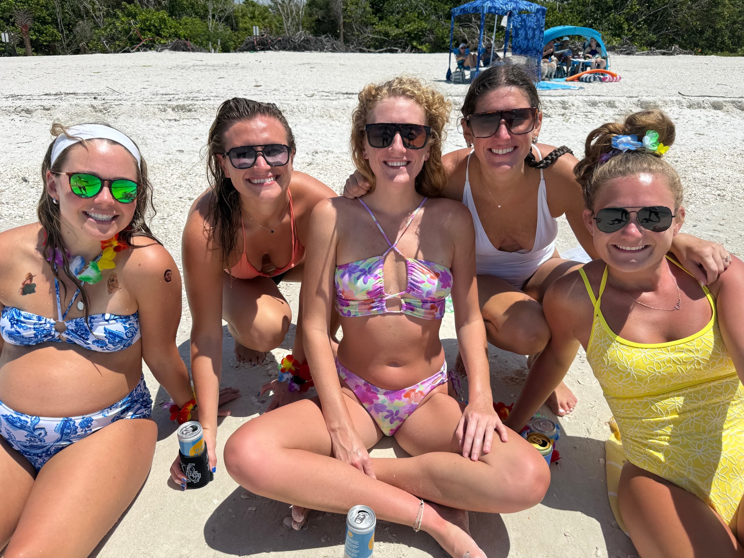 Private Luxury Pontoon Cruises in Naples: Keewaydin Island Celebrations