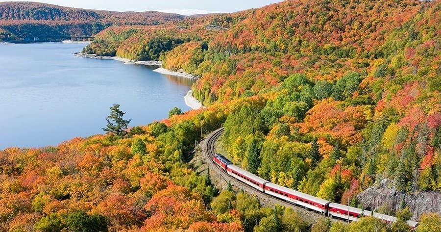 Scenic Rail & Canyon Hike with Agawa Canyon Tour Train