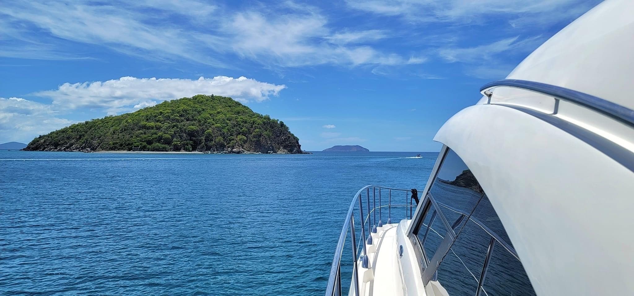 Half Day Highland Lass Yacht Tour in St. Thomas