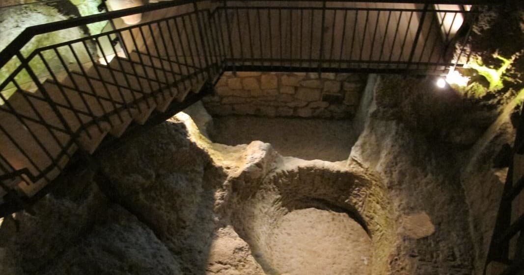 Land Adventures in Orvieto: Cathedral & Underground Caves with Umbria Con Me