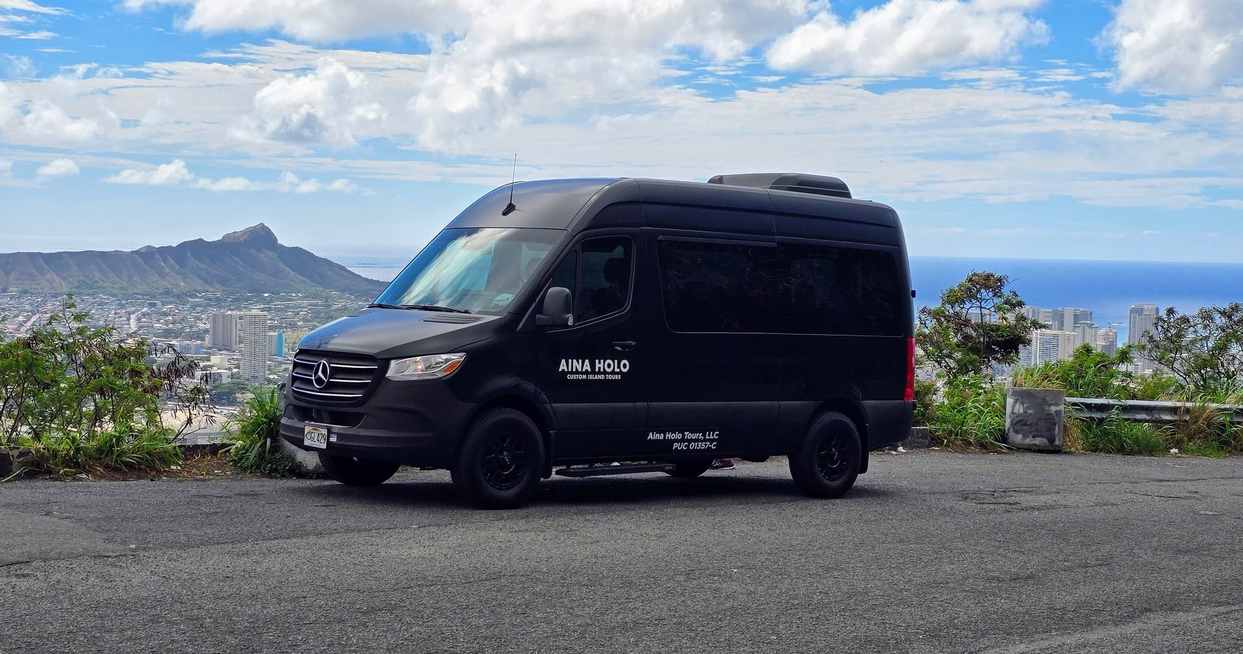 Private Island Transfers on Oʻahu: Mercedes Van Service for Families, Weddings & Cruise Groups