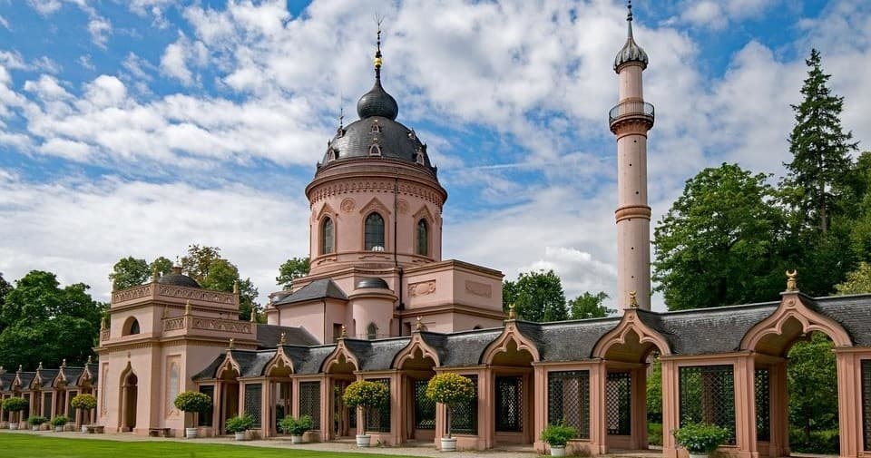 Land Adventures: Schwetzingen Castle & Garden with Henry Heidelberg Tours
