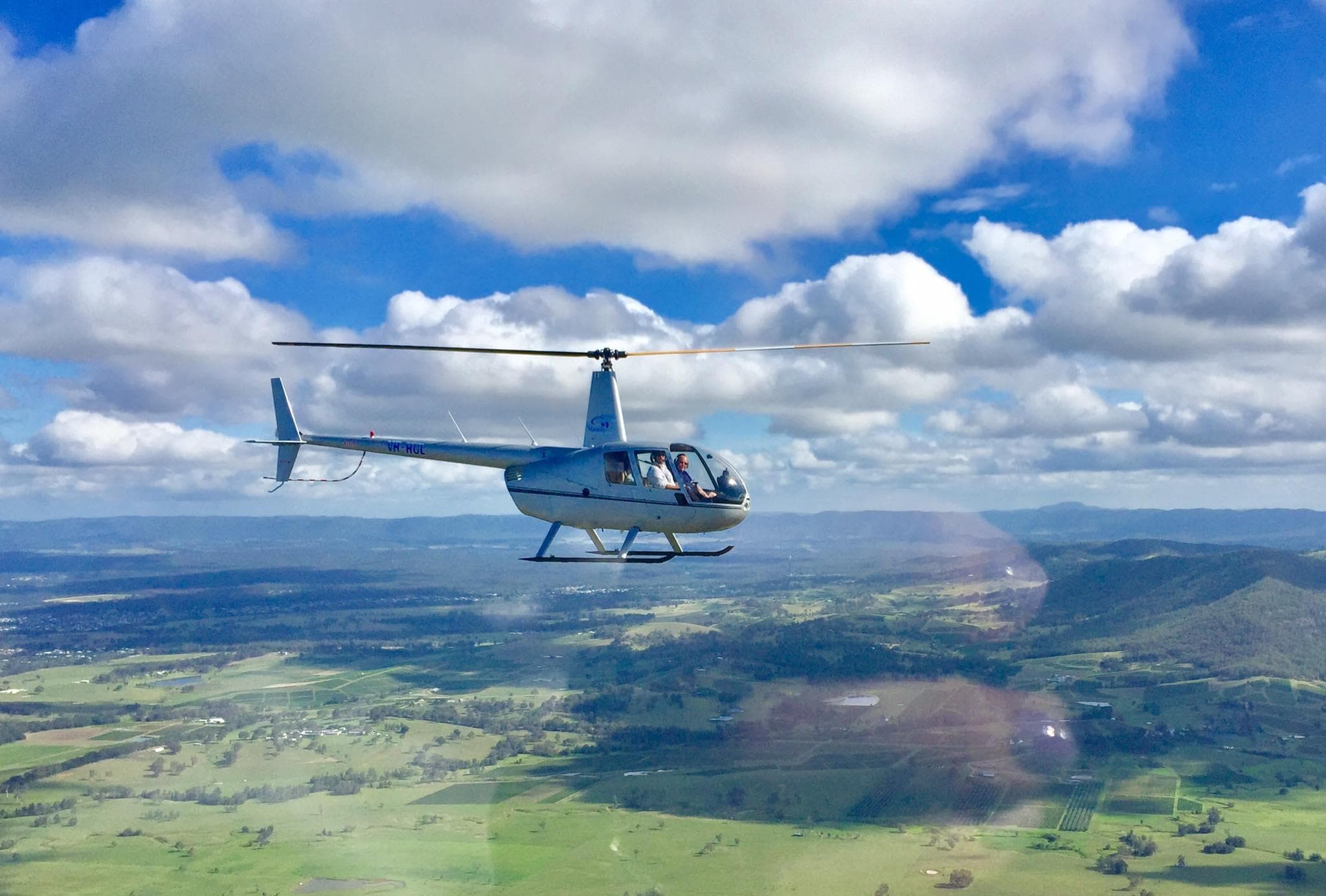 Helicopter Scenic Tour by Aero Logistics Helicopters in Hunter Valley photo 1
