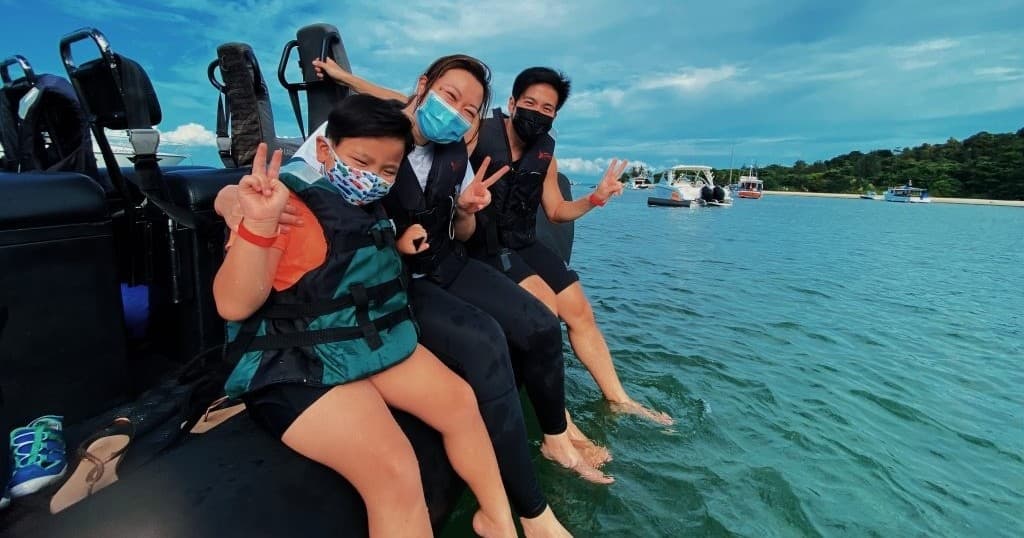 Explore Singapore’s Southern Islands: A 90-Minute Guided Boat Adventure