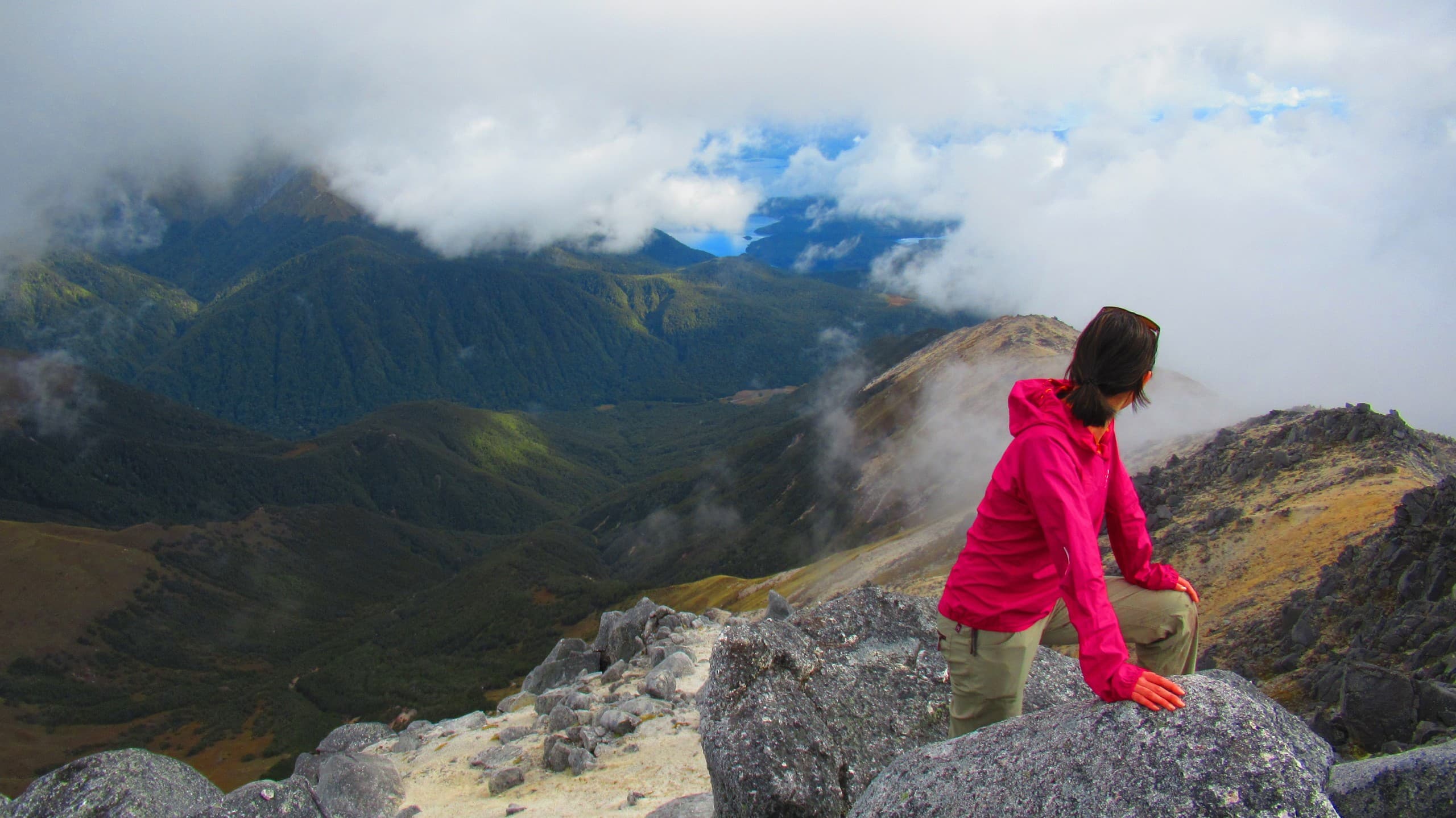 Summit Mt Titiroa: 3-Day Fiordland Granite Dome Expedition